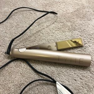 Tyme hair curler